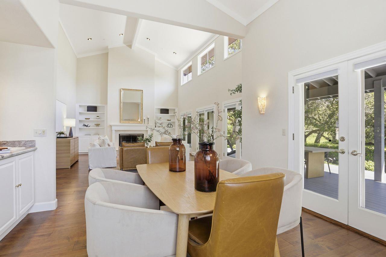 Detail Gallery Image 14 of 47 For 25381 Markham Ln, Salinas,  CA 93908 - 3 Beds | 2/2 Baths