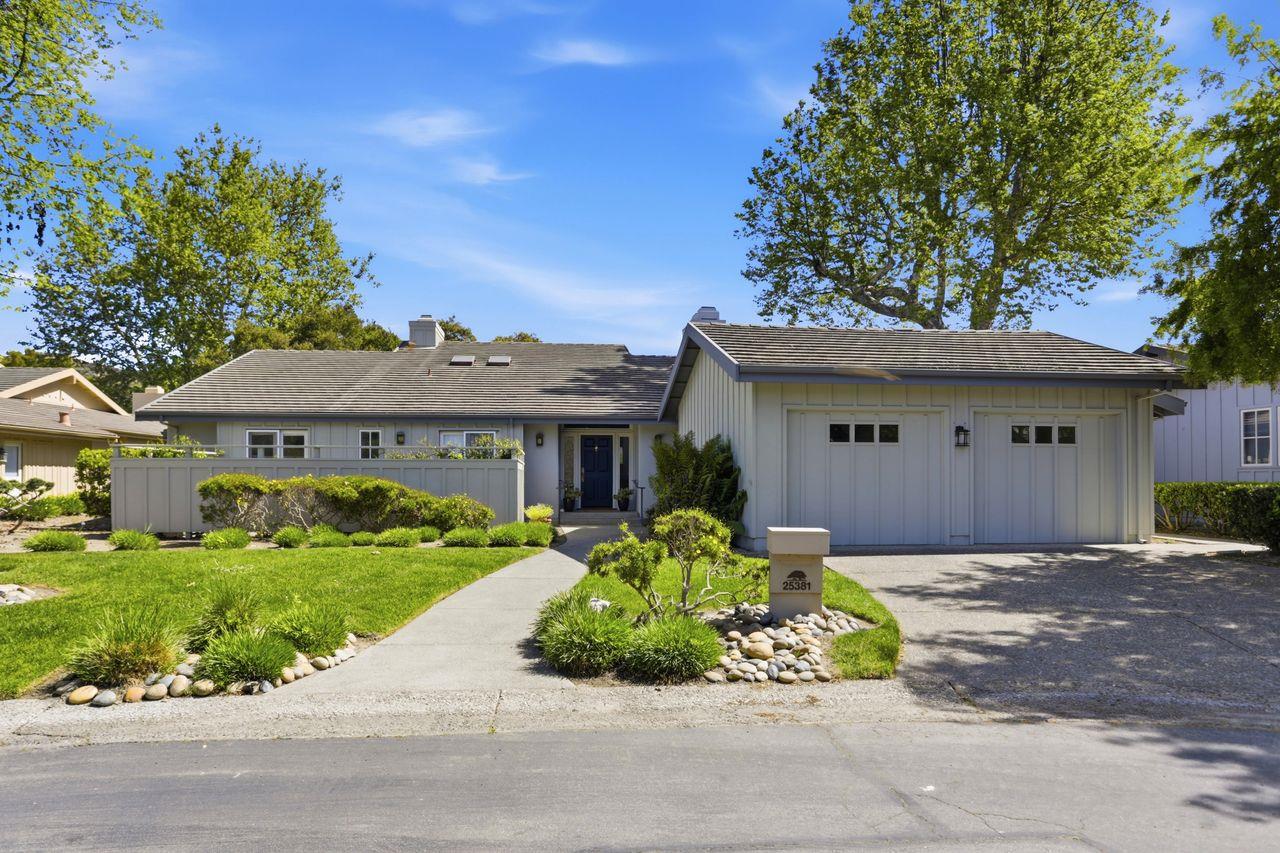 Detail Gallery Image 2 of 47 For 25381 Markham Ln, Salinas,  CA 93908 - 3 Beds | 2/2 Baths