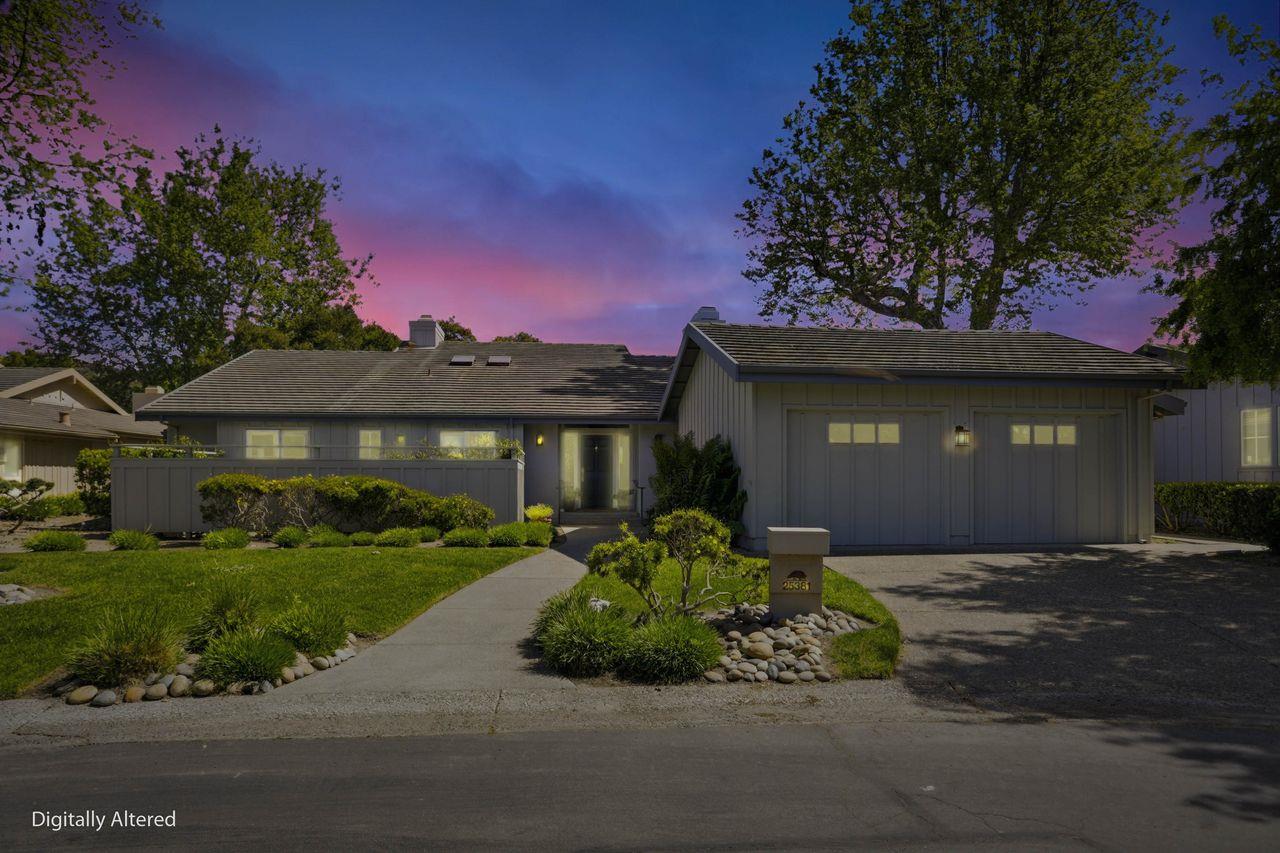 Detail Gallery Image 3 of 47 For 25381 Markham Ln, Salinas,  CA 93908 - 3 Beds | 2/2 Baths