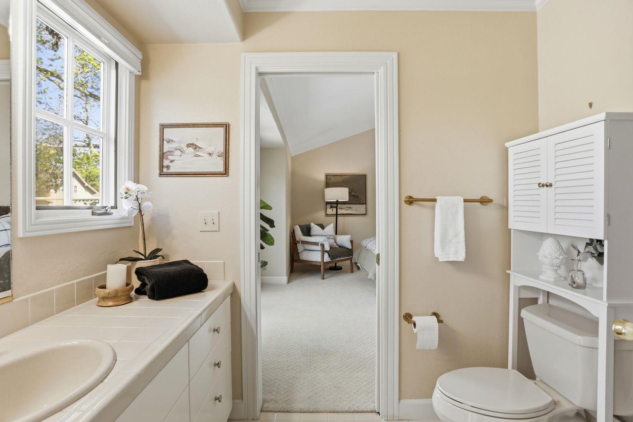 Detail Gallery Image 32 of 47 For 25381 Markham Ln, Salinas,  CA 93908 - 3 Beds | 2/2 Baths