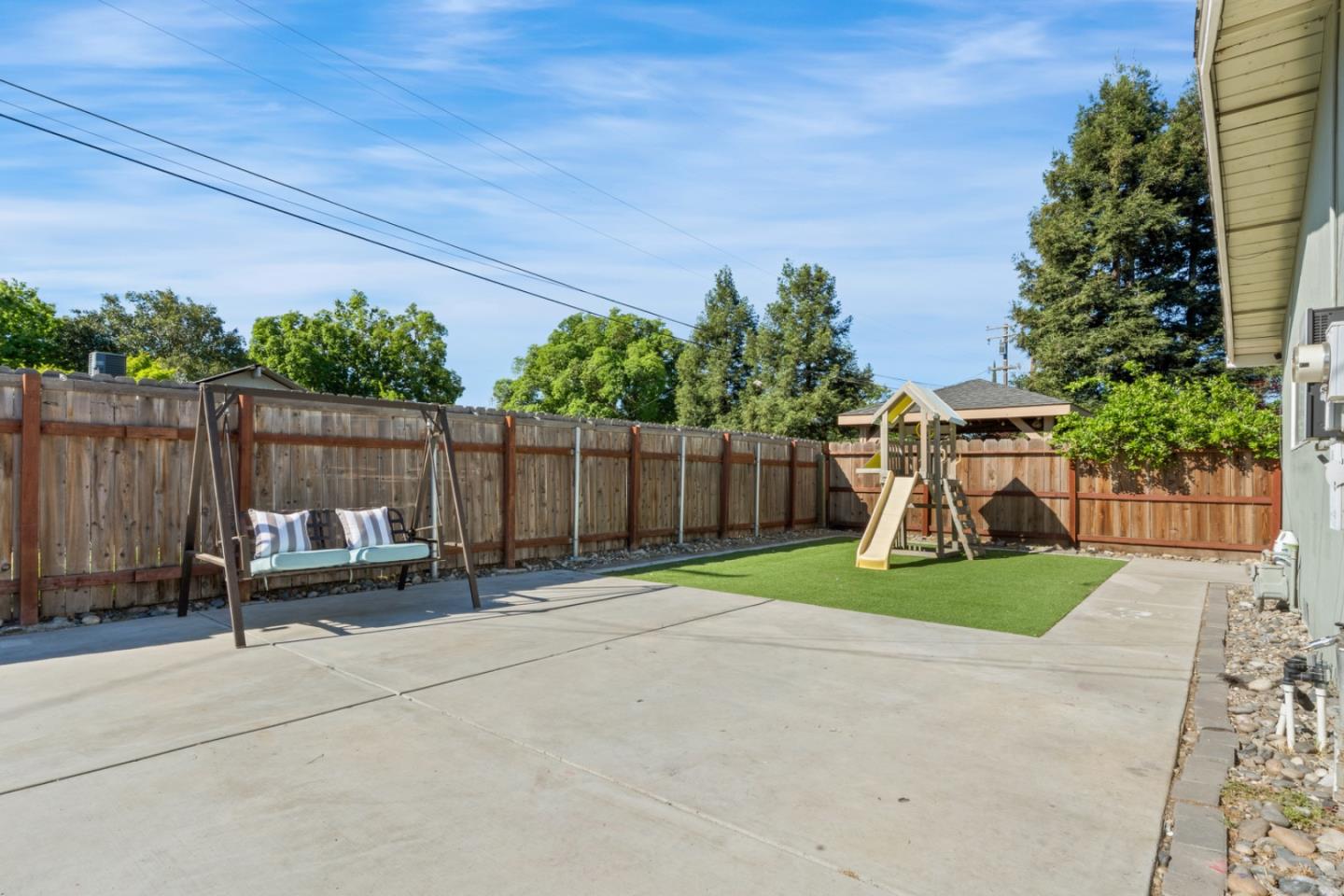 Detail Gallery Image 27 of 33 For 816 Bowen Ave, Modesto,  CA 95350 - 3 Beds | 2 Baths