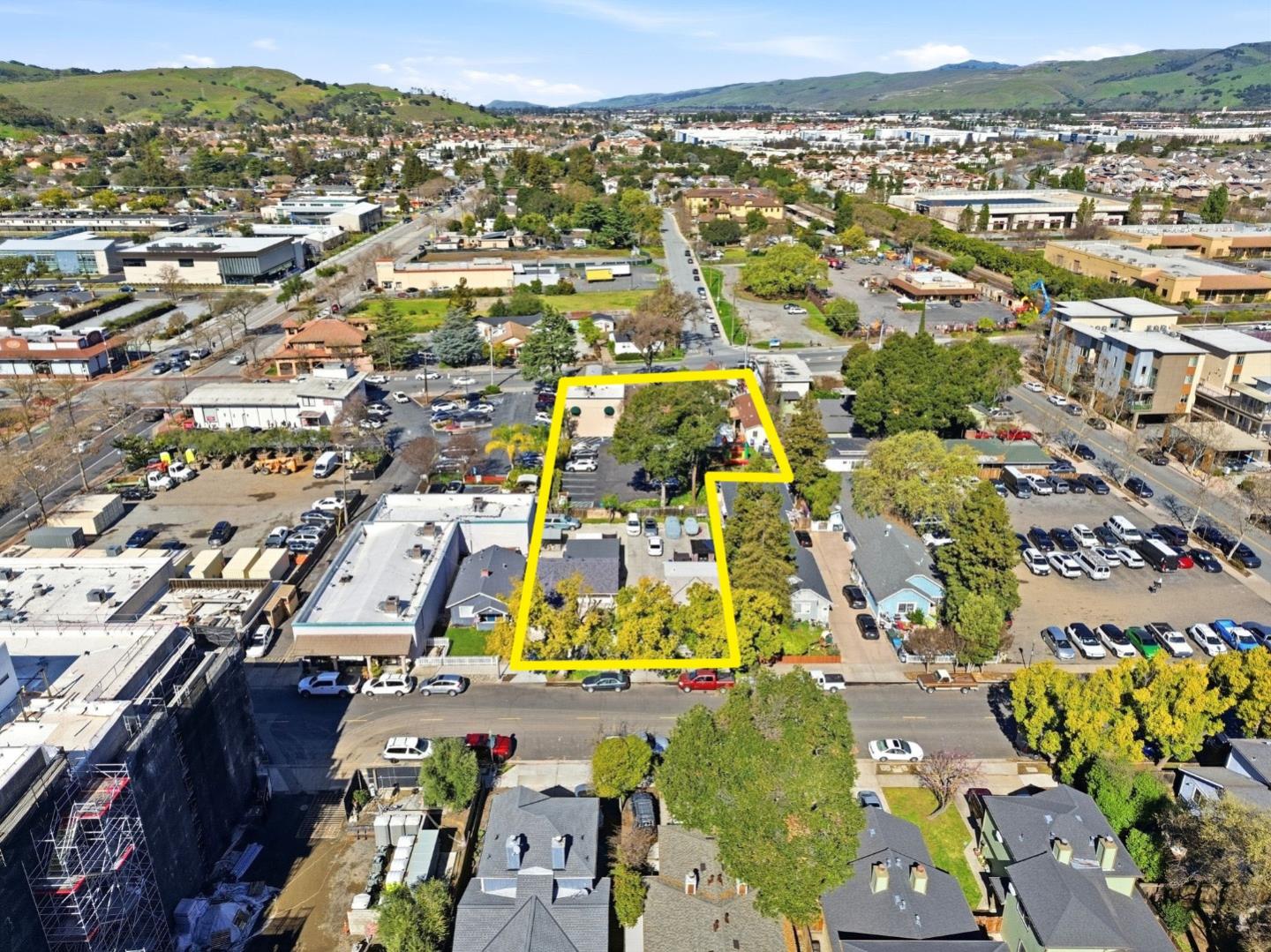 Detail Gallery Image 5 of 27 For 70 E Main Ave, Morgan Hill,  CA 95037 - 3 Beds | 2 Baths