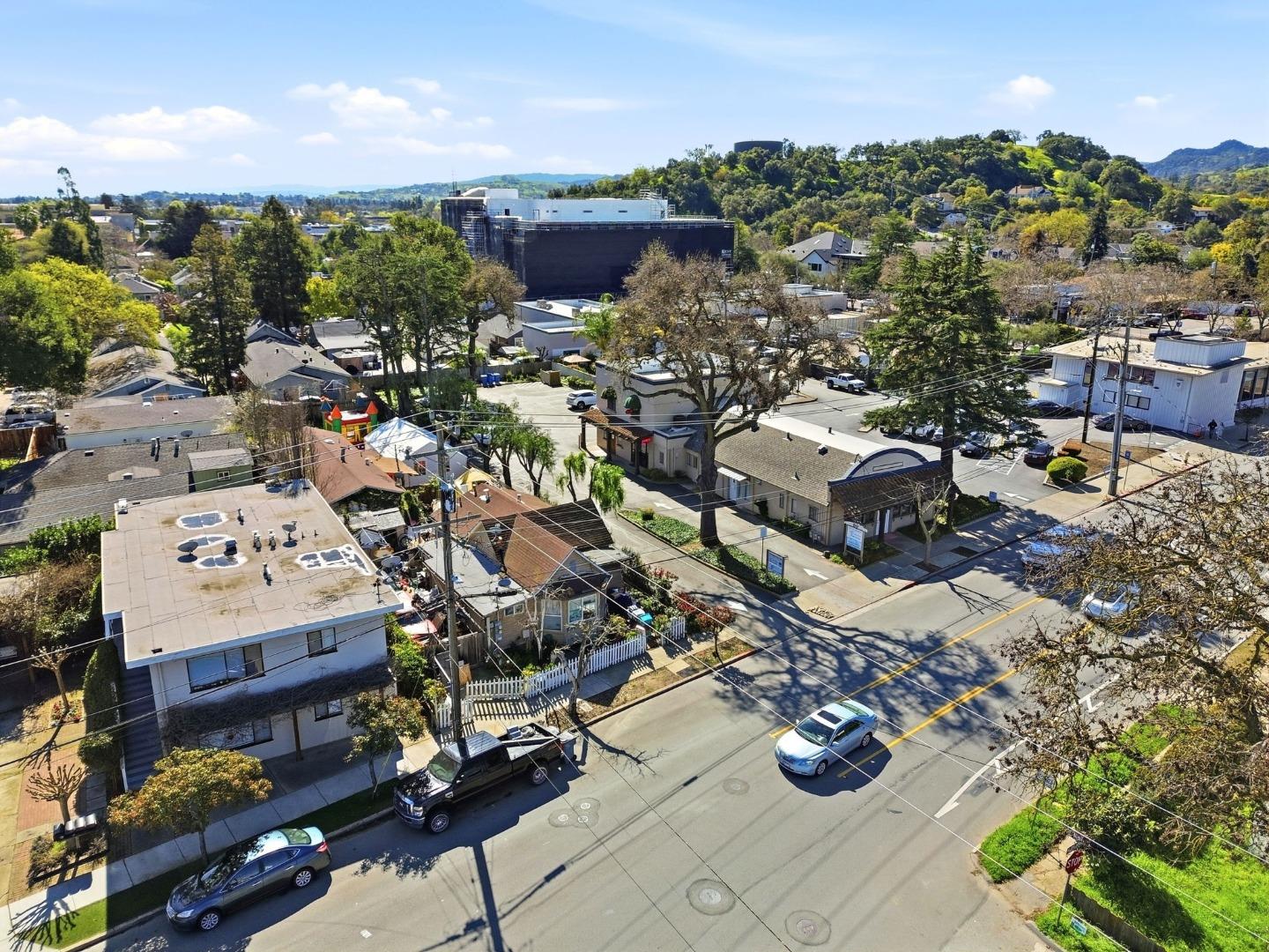 Detail Gallery Image 9 of 27 For 70 E Main Ave, Morgan Hill,  CA 95037 - 3 Beds | 2 Baths