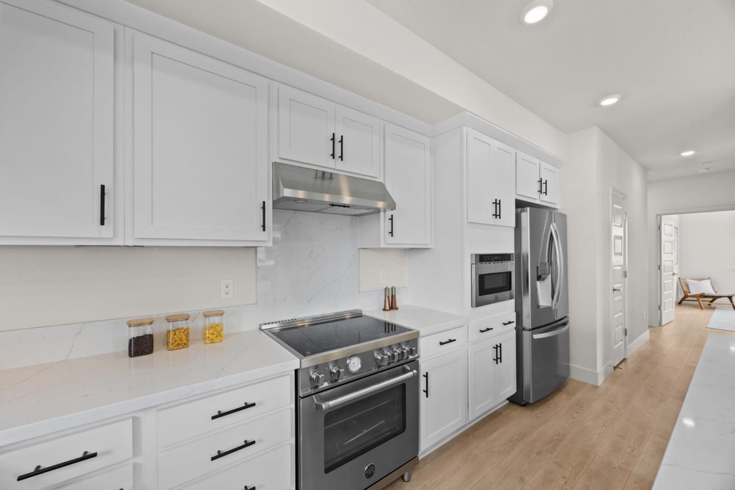 Photo #11: ML82040874 Listing: Photo #11