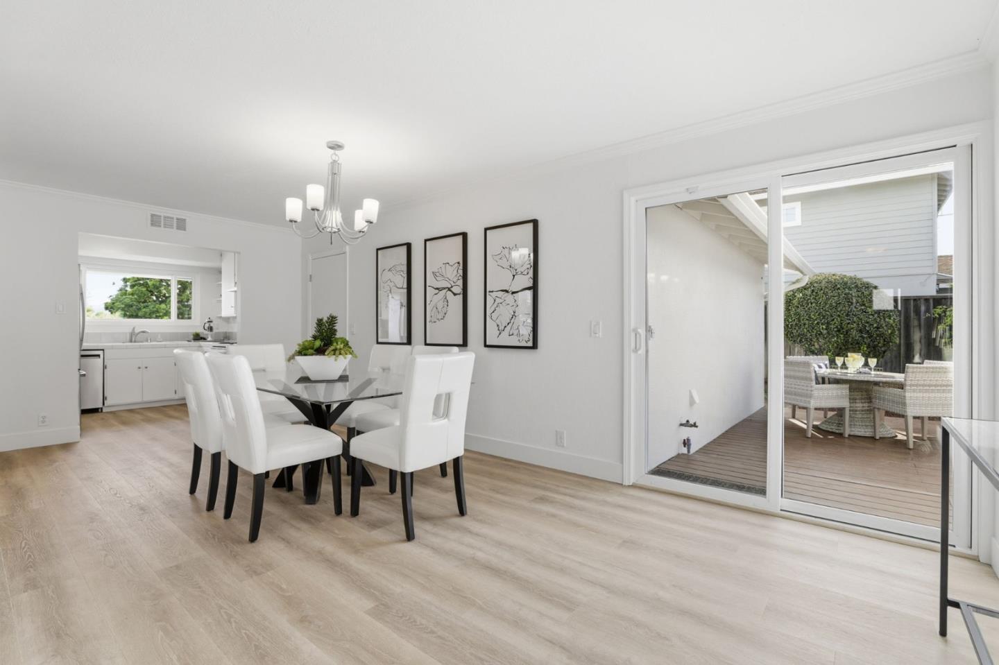 Detail Gallery Image 11 of 30 For 4599 Norwich Way, San Jose,  CA 95130 - 5 Beds | 2/1 Baths