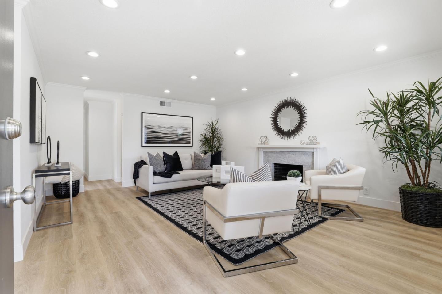 Detail Gallery Image 3 of 30 For 4599 Norwich Way, San Jose,  CA 95130 - 5 Beds | 2/1 Baths