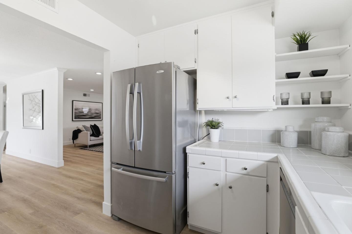 Detail Gallery Image 9 of 30 For 4599 Norwich Way, San Jose,  CA 95130 - 5 Beds | 2/1 Baths