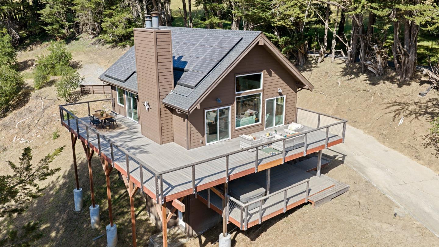 Detail Gallery Image 2 of 85 For 688 Calabasas Rd, Watsonville,  CA 95076 - 3 Beds | 3 Baths