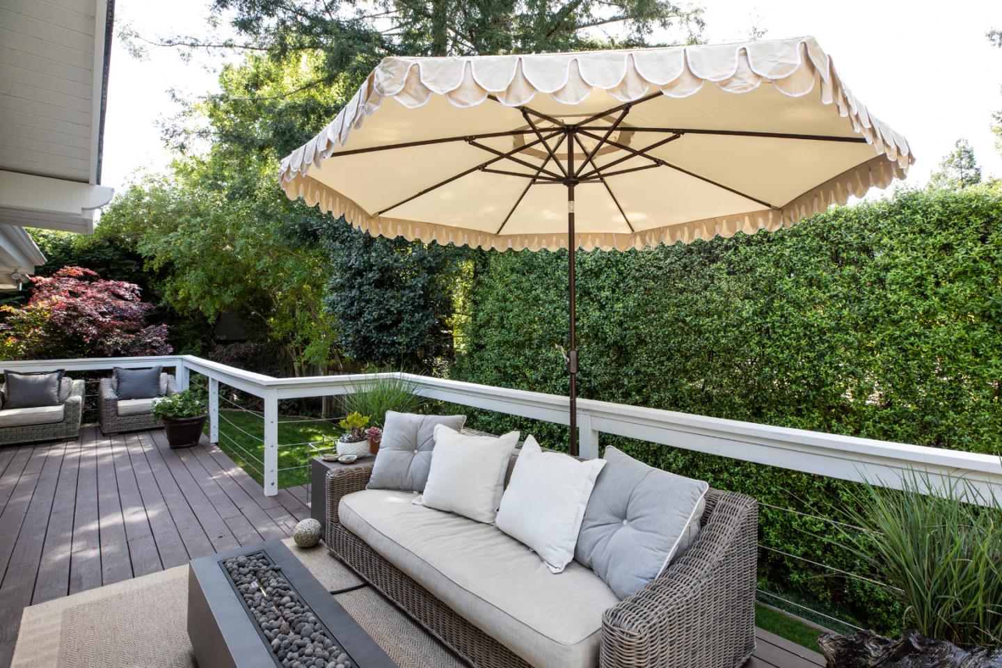 Detail Gallery Image 19 of 31 For 63 Ridgecourt, Woodside,  CA 94062 - 3 Beds | 2/1 Baths