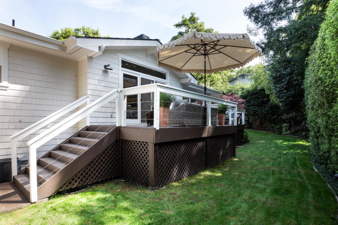 Detail Gallery Image 26 of 31 For 63 Ridgecourt, Woodside,  CA 94062 - 3 Beds | 2/1 Baths