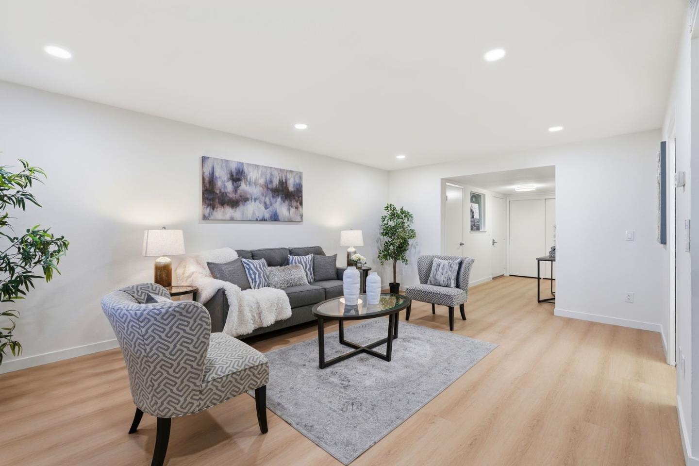 Photo #6: ML82040885 Listing: Photo #6