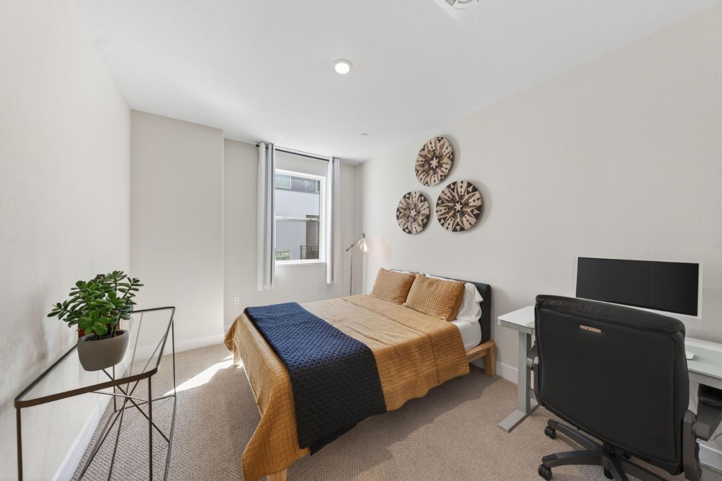 Detail Gallery Image 21 of 46 For 550 Redberry Way, San Jose,  CA 95117 - 4 Beds | 3 Baths