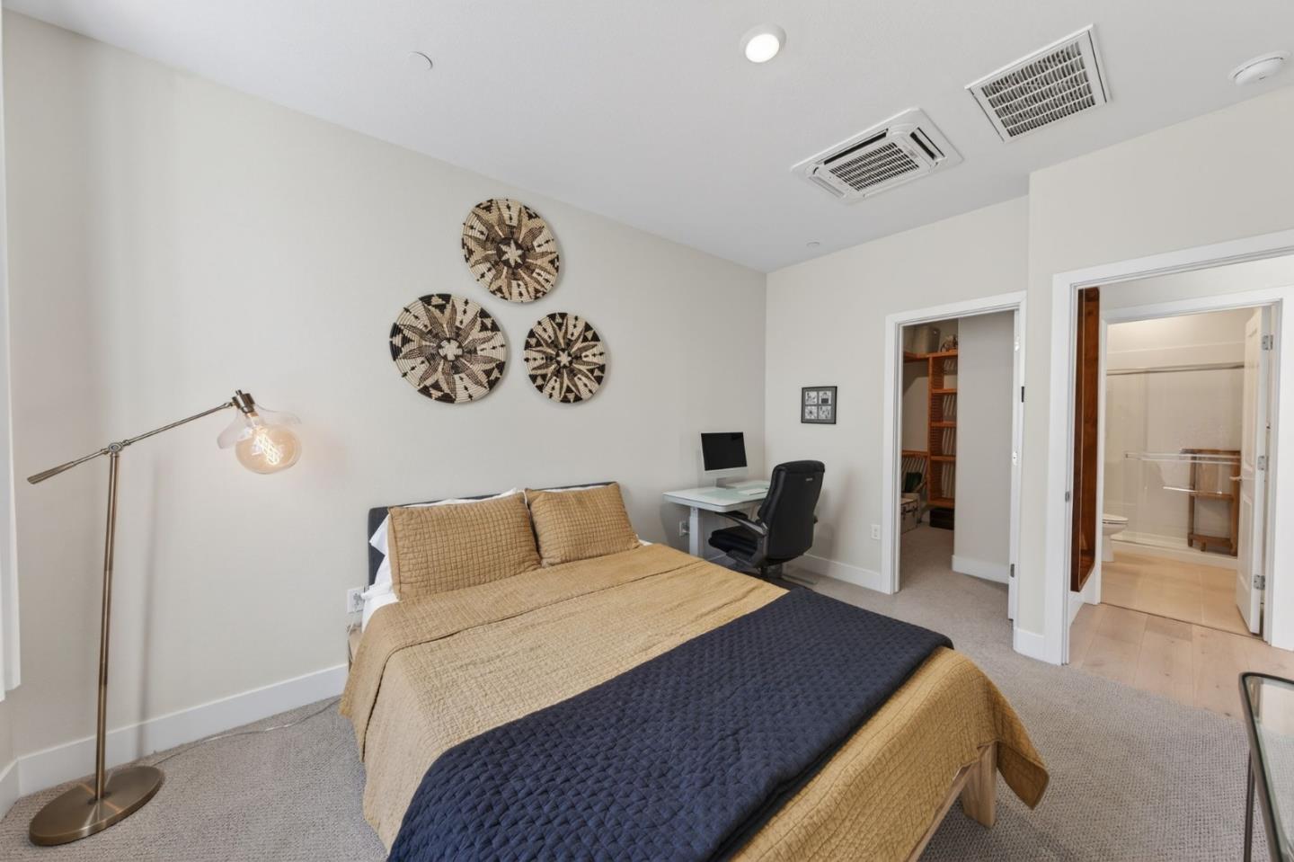 Detail Gallery Image 22 of 46 For 550 Redberry Way, San Jose,  CA 95117 - 4 Beds | 3 Baths