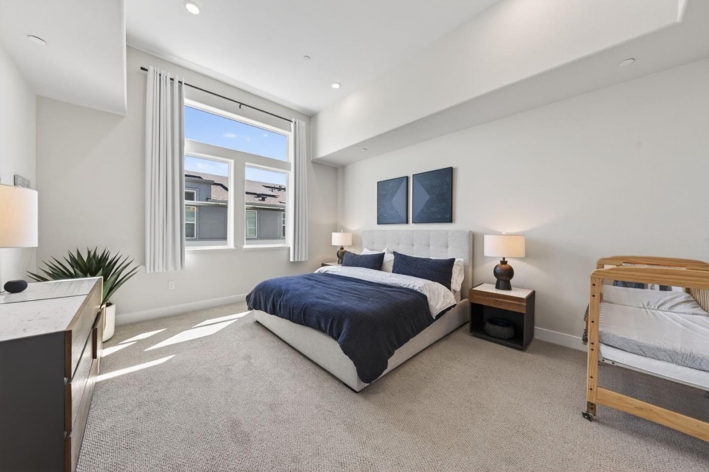 Detail Gallery Image 32 of 46 For 550 Redberry Way, San Jose,  CA 95117 - 4 Beds | 3 Baths