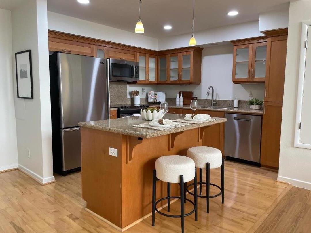 Detail Gallery Image 4 of 12 For 20 Ryland Park Dr #305,  San Jose,  CA 95110 - 1 Beds | 1/1 Baths