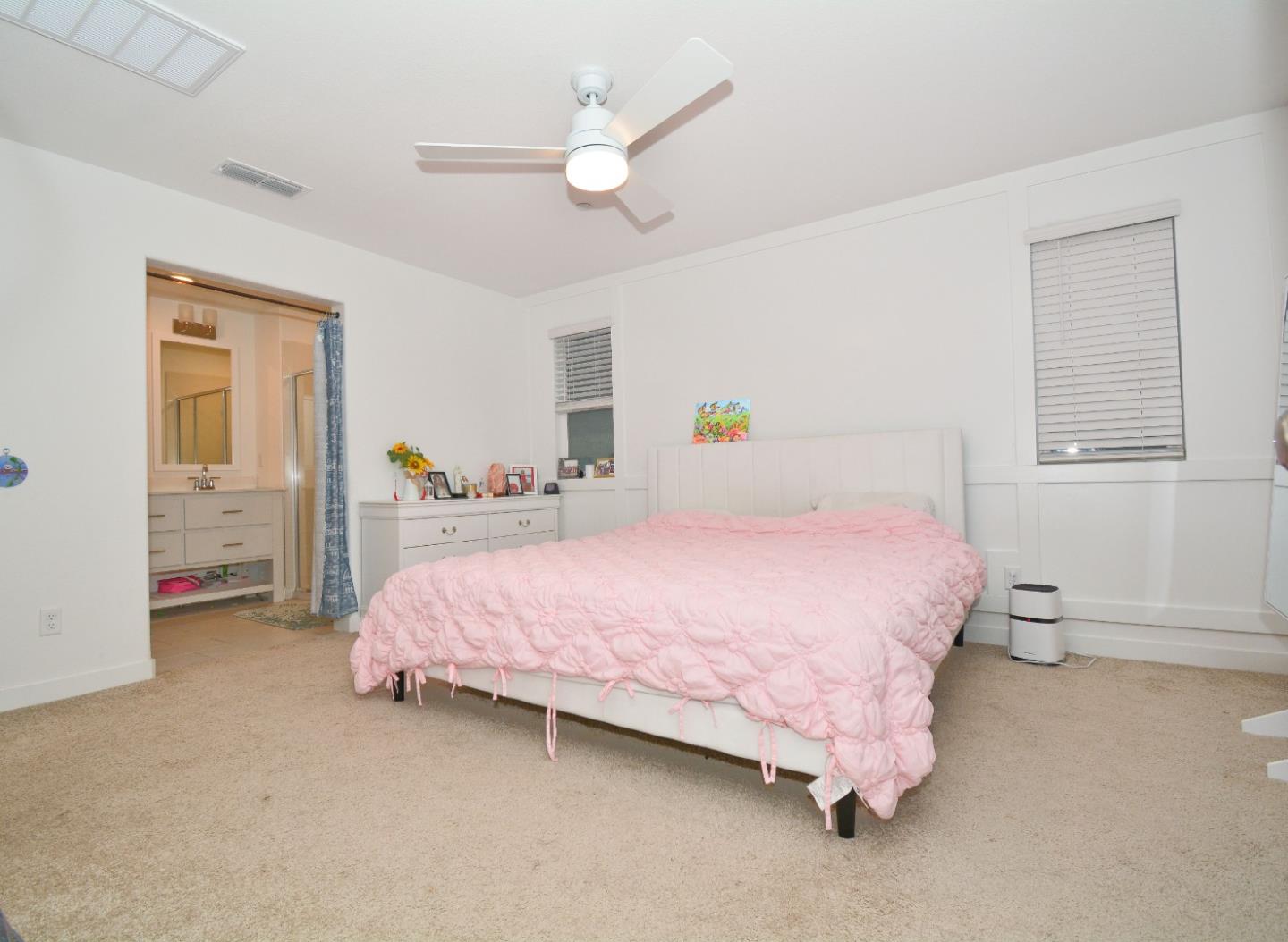 Detail Gallery Image 11 of 16 For 12185 Coal Creek Way, Rancho Cordova,  CA 95742 - 3 Beds | 2/1 Baths