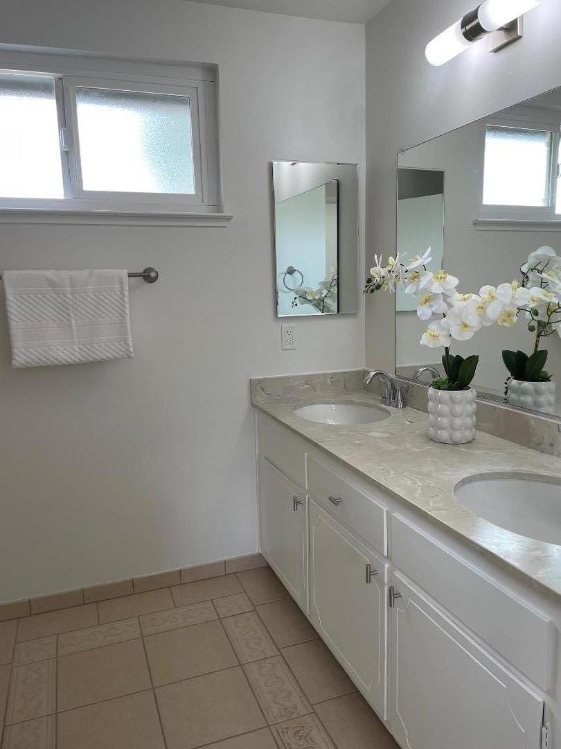 Detail Gallery Image 15 of 22 For 5833 Pentz Way, San Jose,  CA 95123 - 4 Beds | 2/1 Baths
