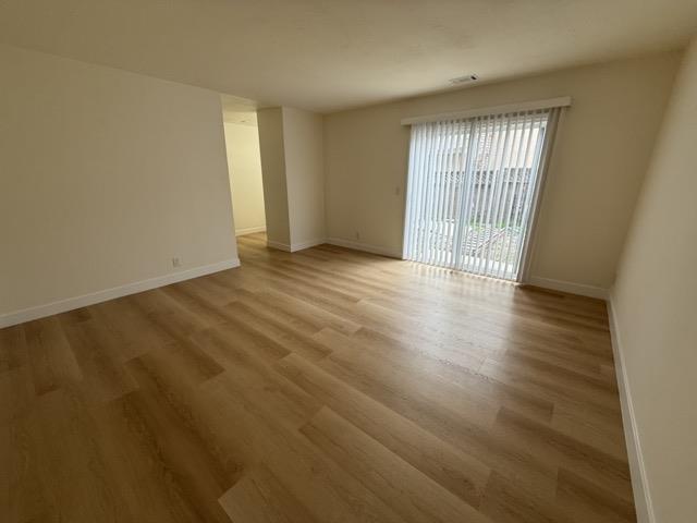 Detail Gallery Image 14 of 23 For 355 Nature Dr, San Jose,  CA 95123 - 3 Beds | 2/1 Baths