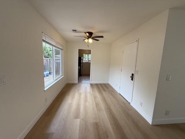 Detail Gallery Image 8 of 23 For 355 Nature Dr, San Jose,  CA 95123 - 3 Beds | 2/1 Baths