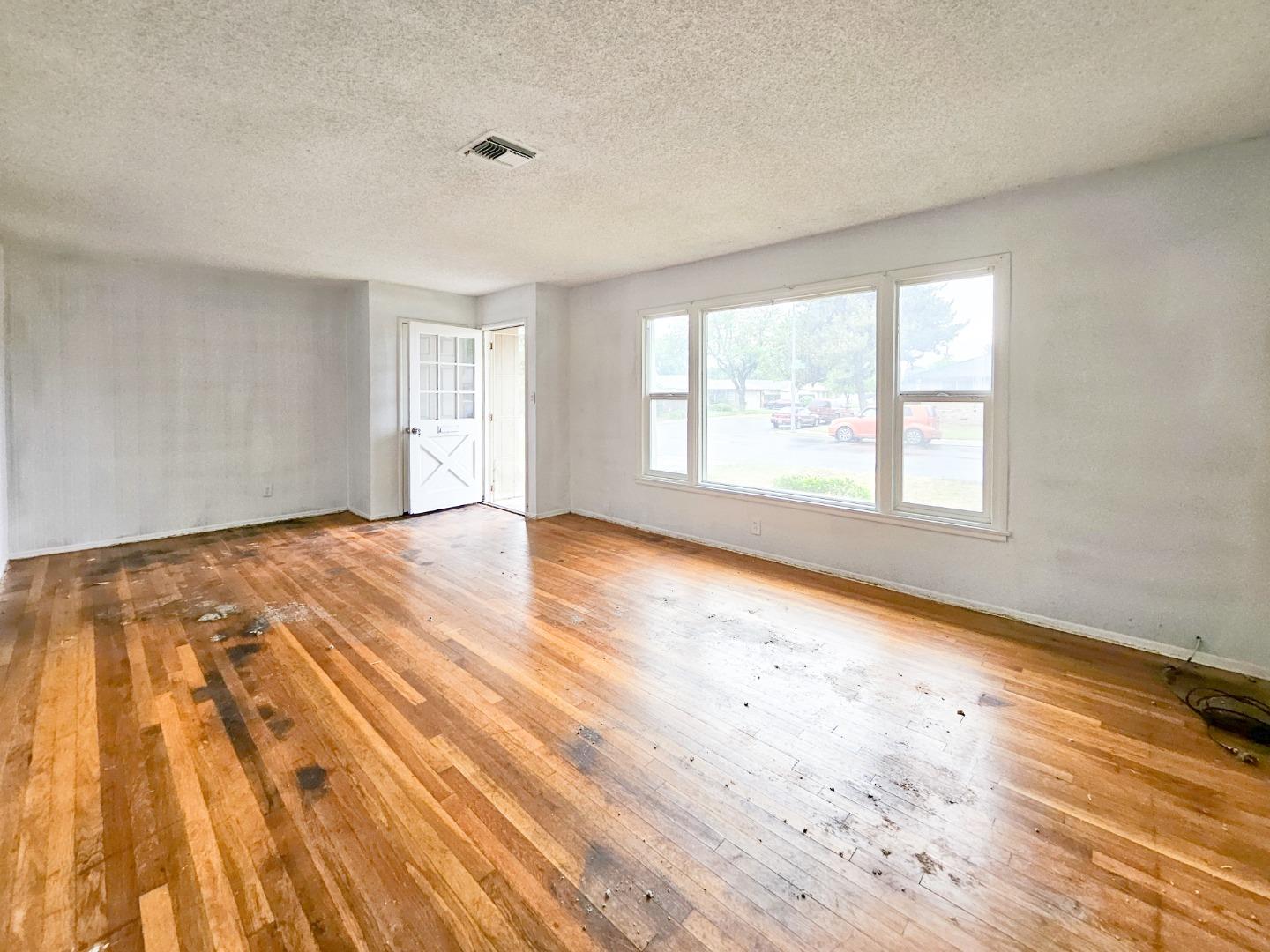 Detail Gallery Image 19 of 22 For 2416 Roble Ave, Modesto,  CA 95354 - 3 Beds | 1 Baths