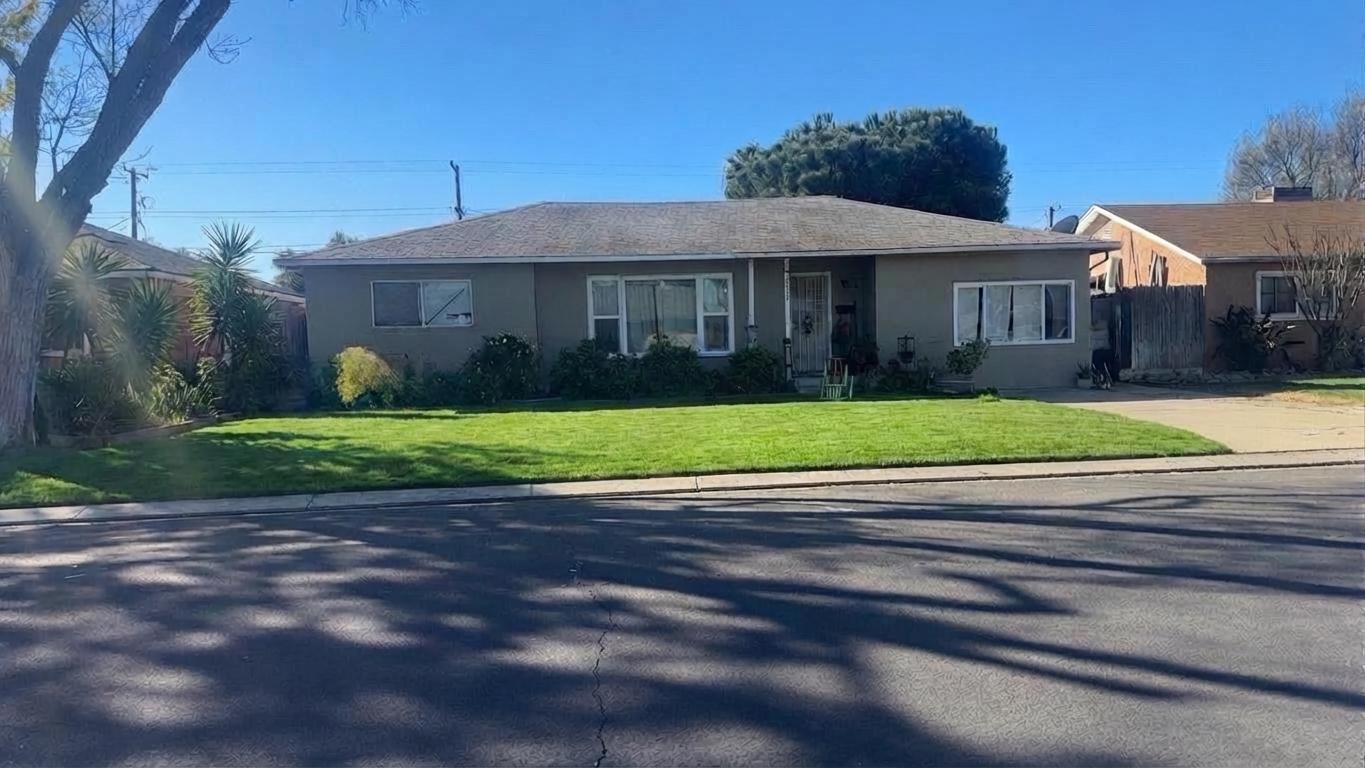 Detail Gallery Image 2 of 2 For 2416 Roble Ave, Modesto,  CA 95354 - 3 Beds | 1 Baths