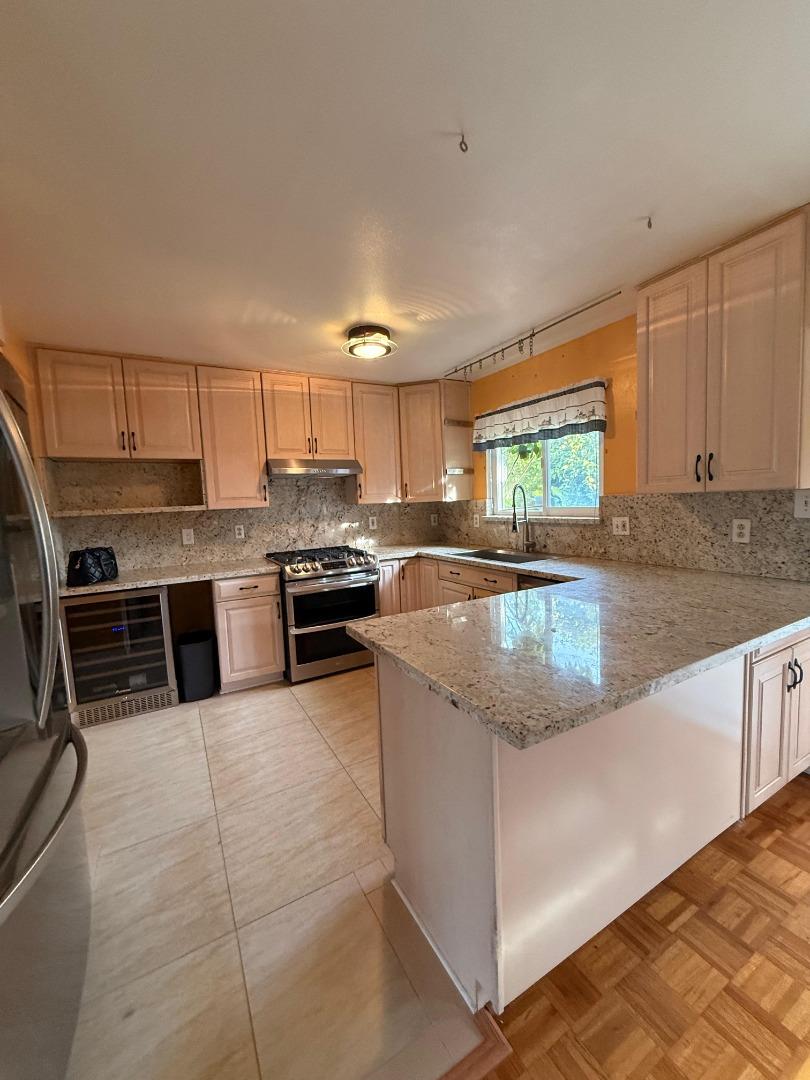 Detail Gallery Image 3 of 18 For 36171 Cabrillo Dr, Fremont,  CA 94536 - 3 Beds | 2 Baths