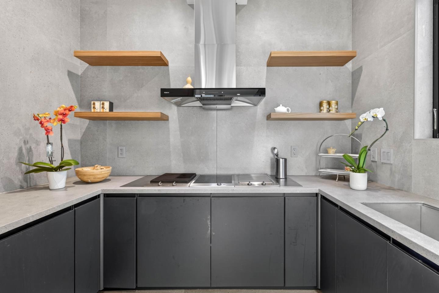 Detail Gallery Image 13 of 52 For 10291 Imperial Ave, Cupertino,  CA 95014 - 6 Beds | 5/1 Baths