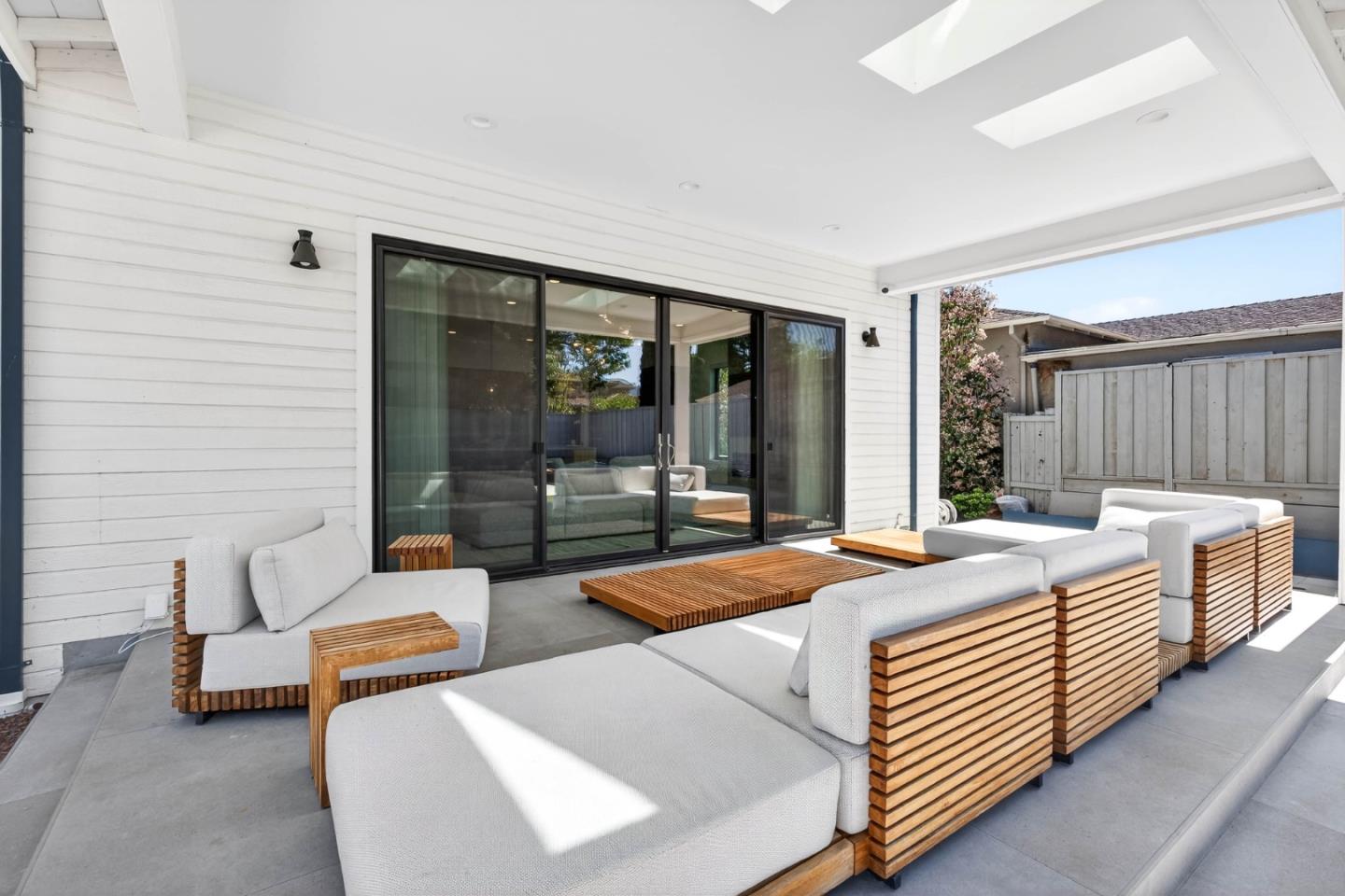 Detail Gallery Image 43 of 52 For 10291 Imperial Ave, Cupertino,  CA 95014 - 6 Beds | 5/1 Baths