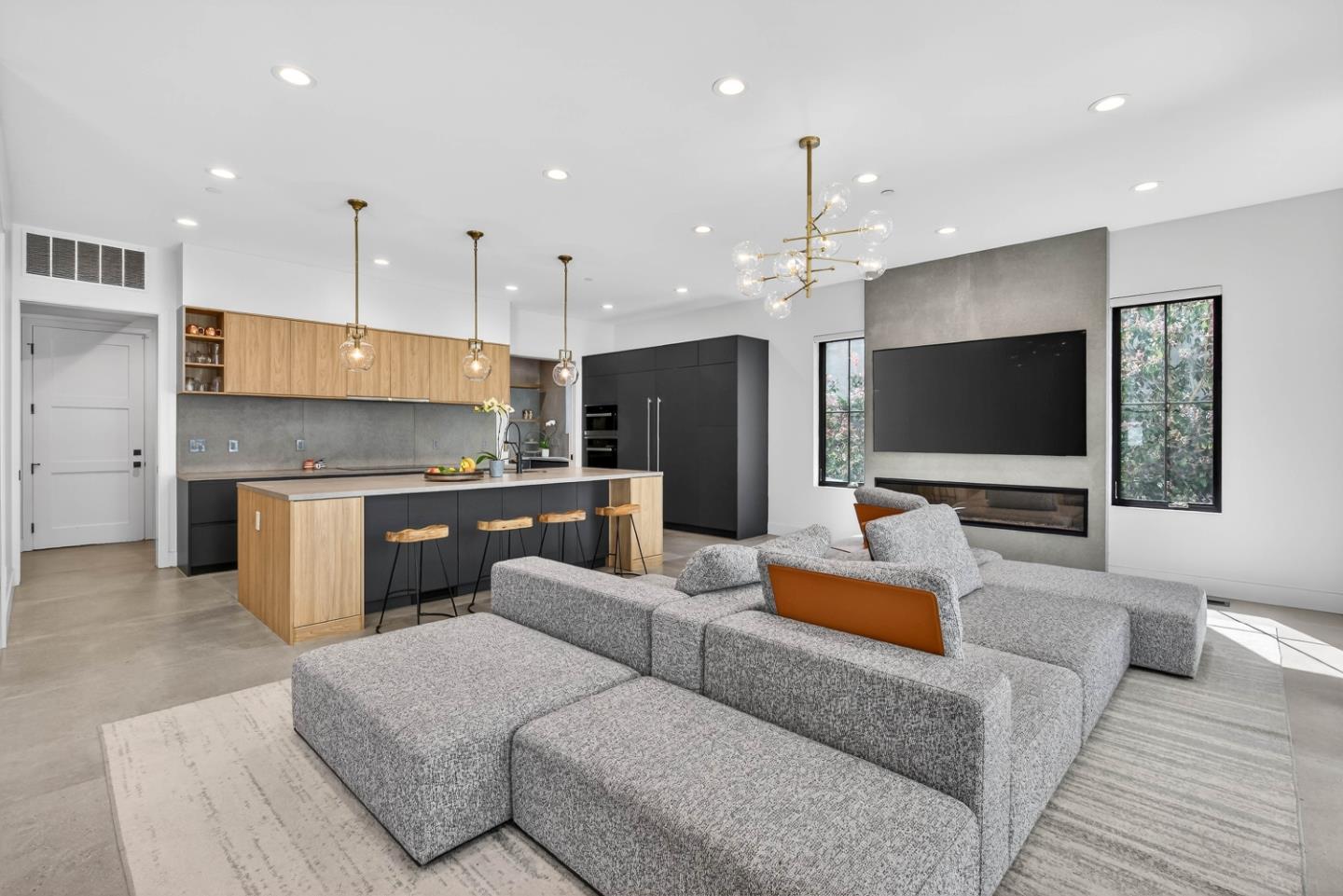 Detail Gallery Image 6 of 52 For 10291 Imperial Ave, Cupertino,  CA 95014 - 6 Beds | 5/1 Baths