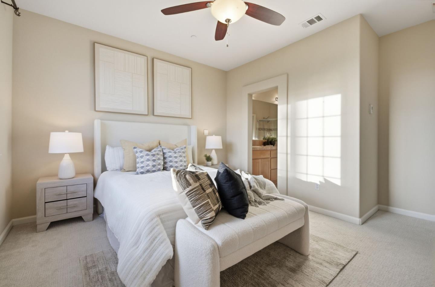 Detail Gallery Image 18 of 36 For 2070 Almaden Rd, San Jose,  CA 95125 - 2 Beds | 2/1 Baths