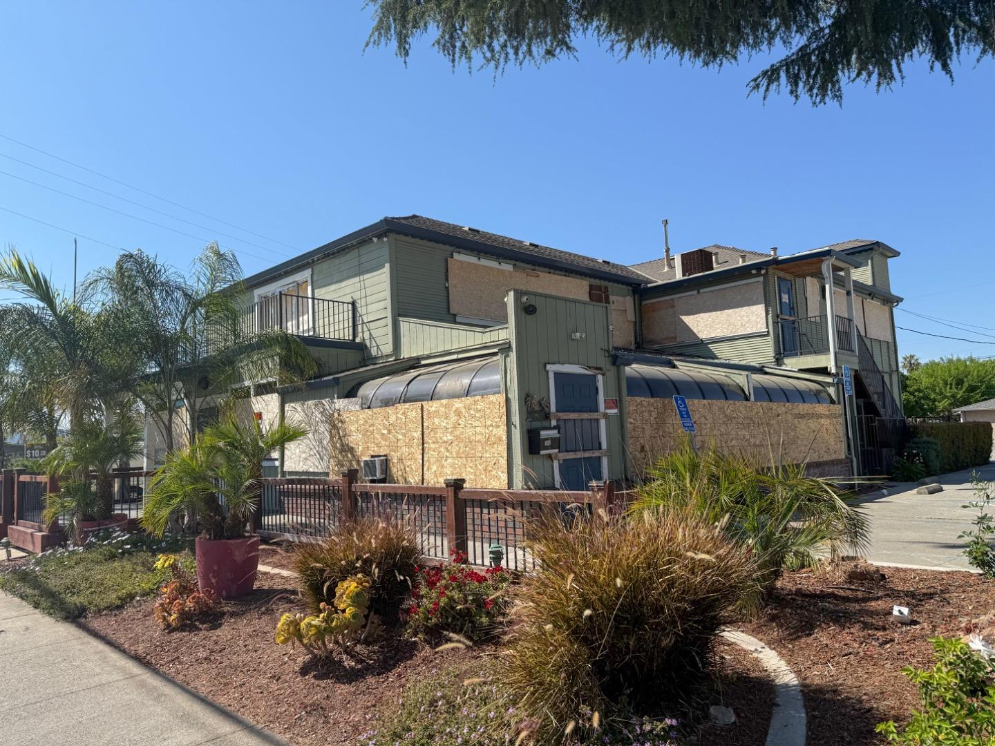 Detail Gallery Image 7 of 8 For 383 1st St, Gilroy,  CA 95020 - – Beds | – Baths