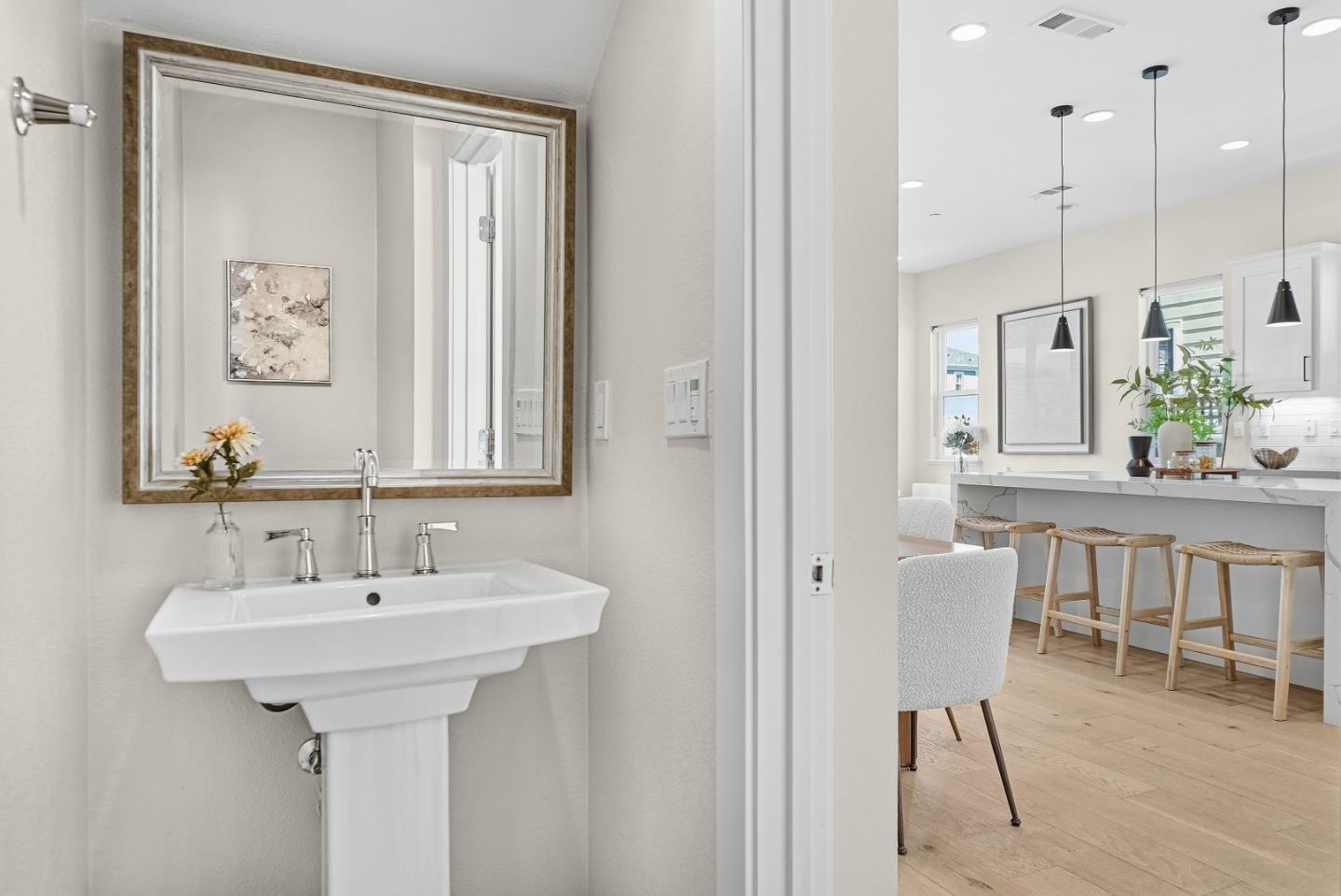 Detail Gallery Image 18 of 49 For 217 Athena Ct, Mountain View,  CA 94043 - 3 Beds | 2/1 Baths