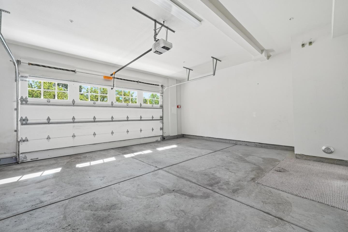 Detail Gallery Image 19 of 49 For 217 Athena Ct, Mountain View,  CA 94043 - 3 Beds | 2/1 Baths