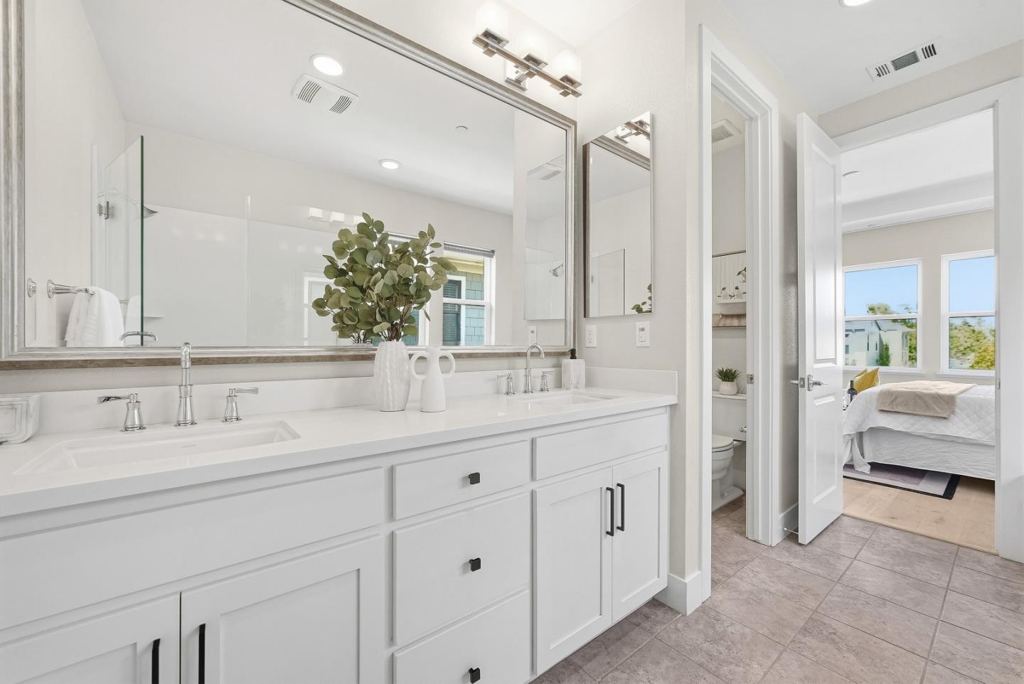 Detail Gallery Image 25 of 49 For 217 Athena Ct, Mountain View,  CA 94043 - 3 Beds | 2/1 Baths