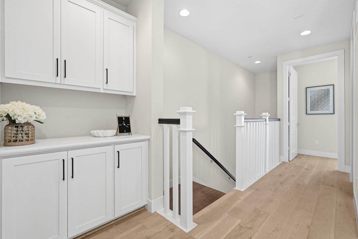 Detail Gallery Image 30 of 49 For 217 Athena Ct, Mountain View,  CA 94043 - 3 Beds | 2/1 Baths