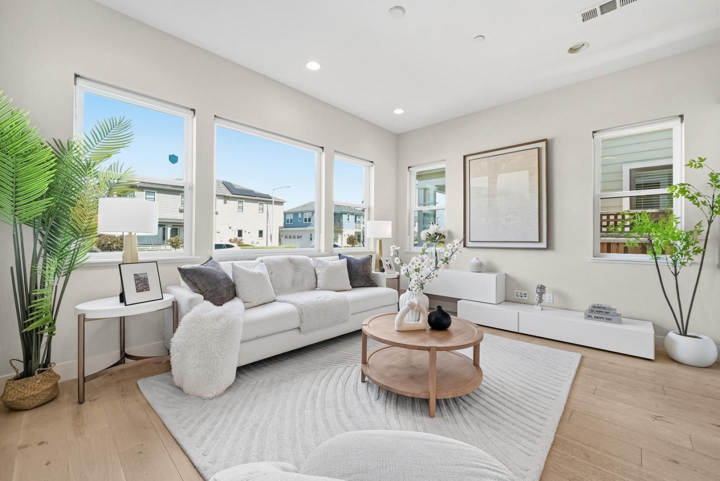 Detail Gallery Image 5 of 49 For 217 Athena Ct, Mountain View,  CA 94043 - 3 Beds | 2/1 Baths