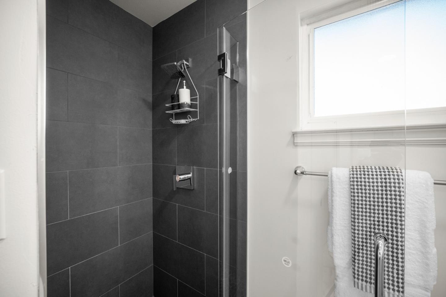 Detail Gallery Image 28 of 40 For 861 Haddock St, Foster City,  CA 94404 - 5 Beds | 2/1 Baths