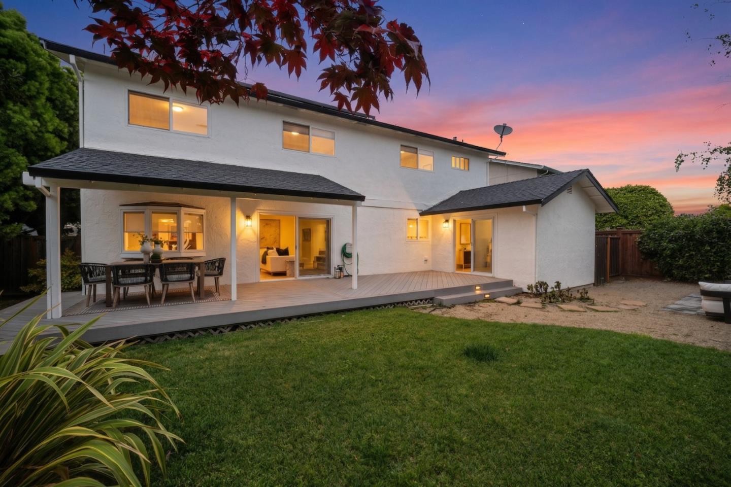 Detail Gallery Image 3 of 40 For 861 Haddock St, Foster City,  CA 94404 - 5 Beds | 2/1 Baths