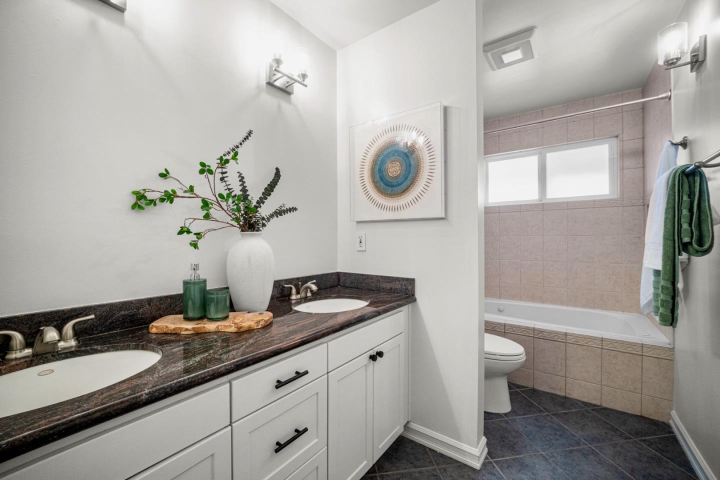 Detail Gallery Image 32 of 40 For 861 Haddock St, Foster City,  CA 94404 - 5 Beds | 2/1 Baths