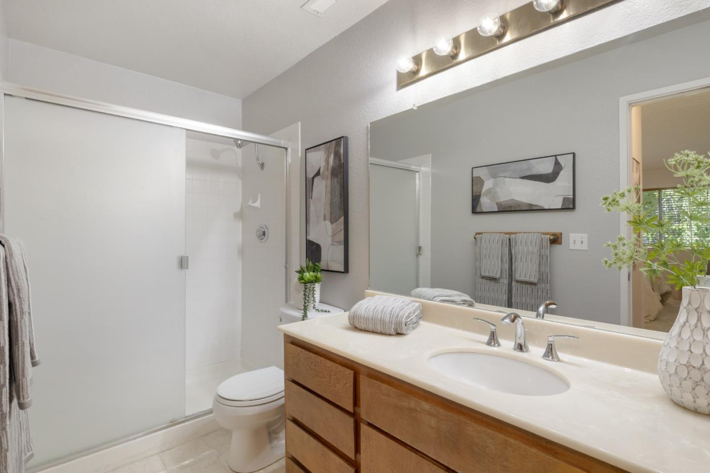 Detail Gallery Image 17 of 18 For 1473 Alma Loop, San Jose,  CA 95125 - 2 Beds | 2 Baths