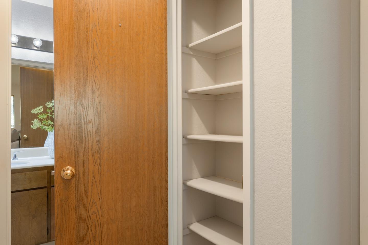 Detail Gallery Image 18 of 18 For 1473 Alma Loop, San Jose,  CA 95125 - 2 Beds | 2 Baths