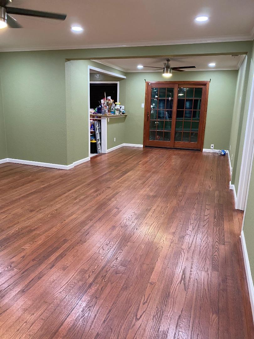 Detail Gallery Image 4 of 10 For 3223 Spring St, Redwood City,  CA 94063 - 2 Beds | 2 Baths