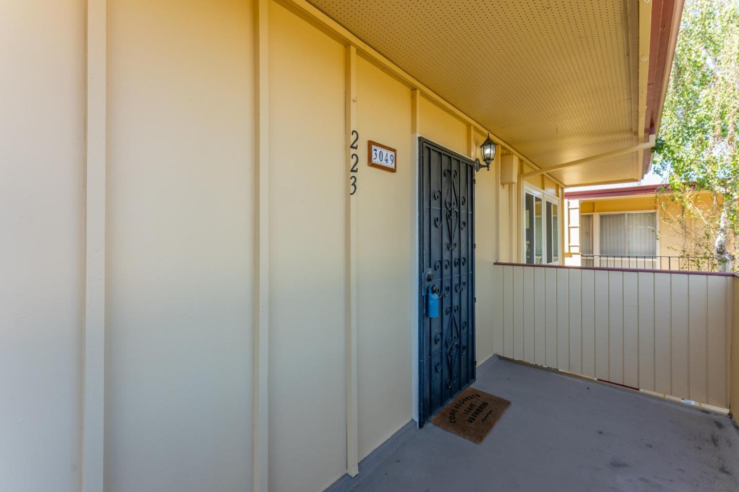 Detail Gallery Image 25 of 27 For 3049 Los Prados St #223,  San Mateo,  CA 94403 - 1 Beds | 1 Baths