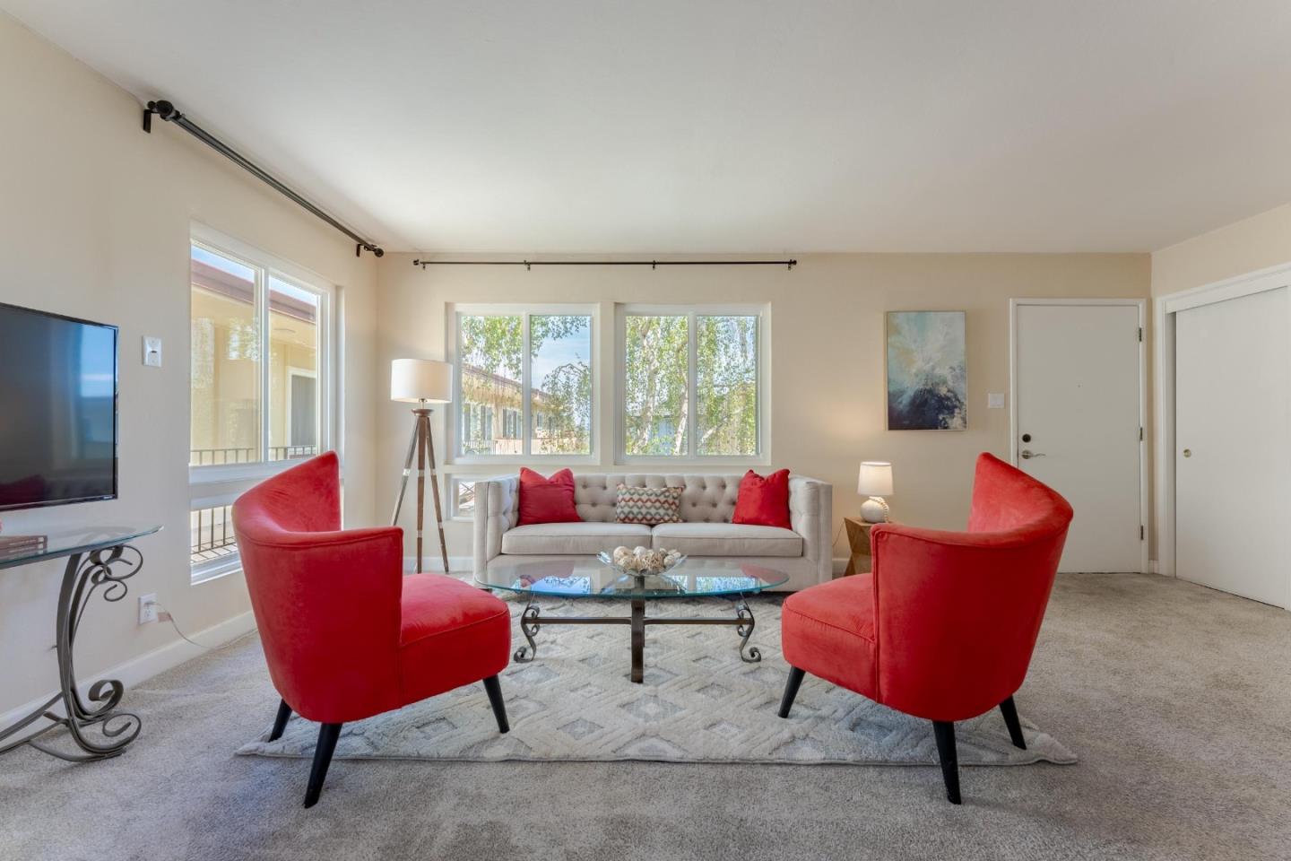 Photo #5: ML82040913 Listing: Photo #5