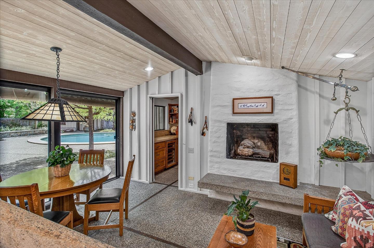 Detail Gallery Image 11 of 48 For 14176 Quail Acres, Saratoga,  CA 95070 - 4 Beds | 3 Baths