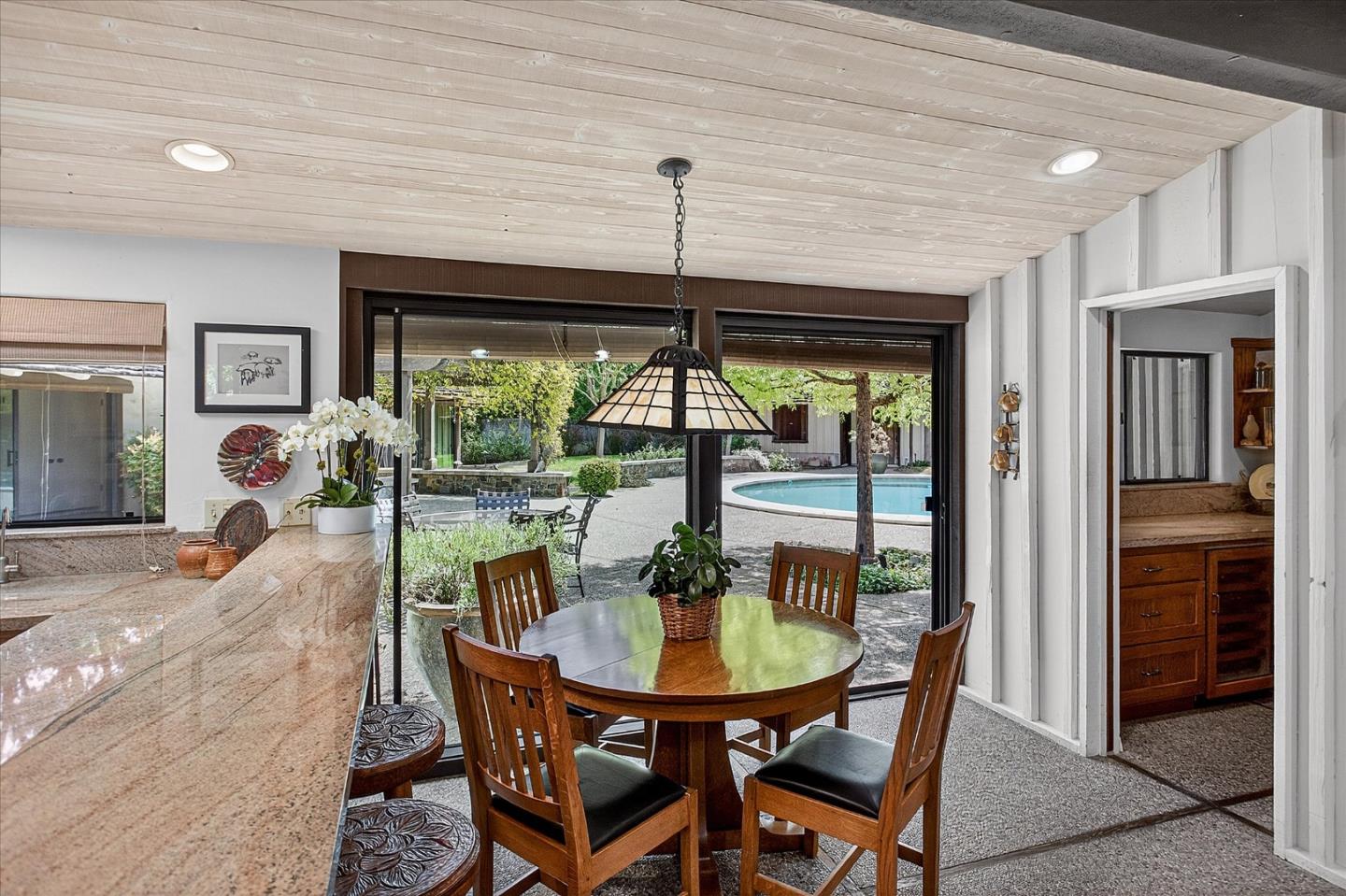 Detail Gallery Image 15 of 48 For 14176 Quail Acres, Saratoga,  CA 95070 - 4 Beds | 3 Baths