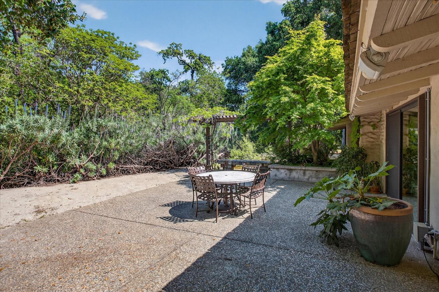 Detail Gallery Image 32 of 48 For 14176 Quail Acres, Saratoga,  CA 95070 - 4 Beds | 3 Baths