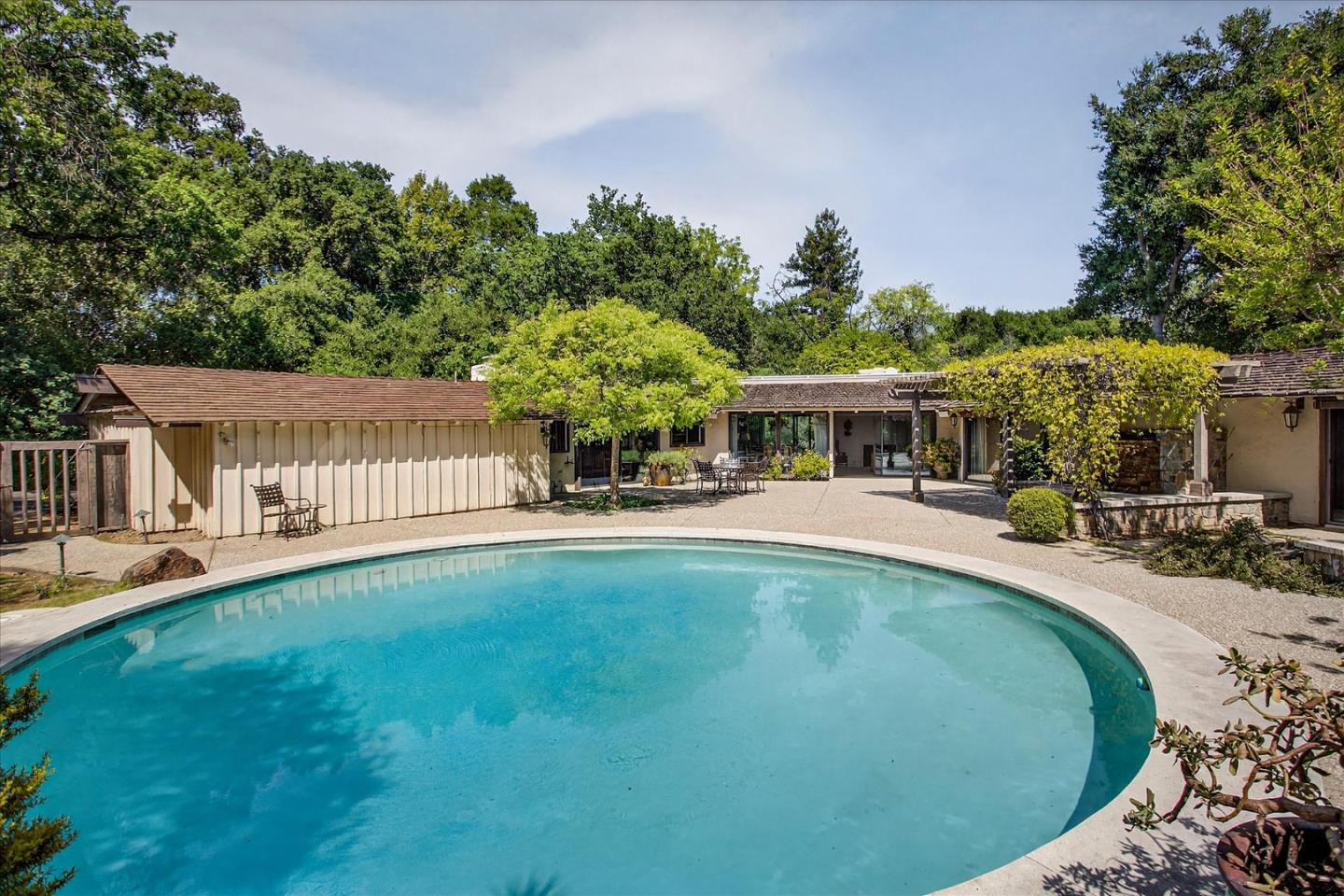 Detail Gallery Image 34 of 48 For 14176 Quail Acres, Saratoga,  CA 95070 - 4 Beds | 3 Baths