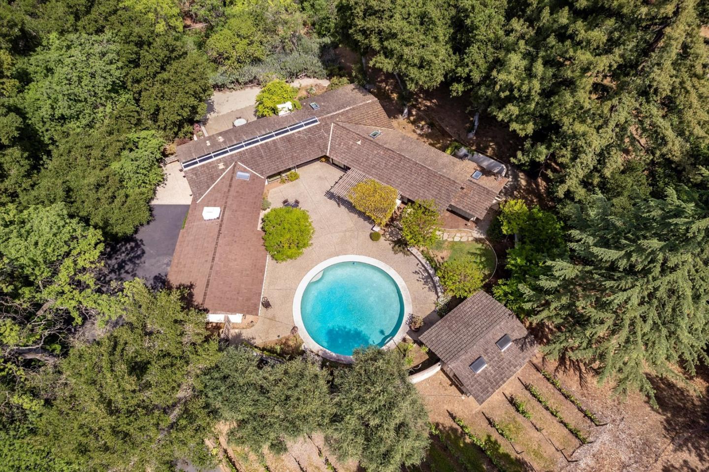 Detail Gallery Image 41 of 48 For 14176 Quail Acres, Saratoga,  CA 95070 - 4 Beds | 3 Baths