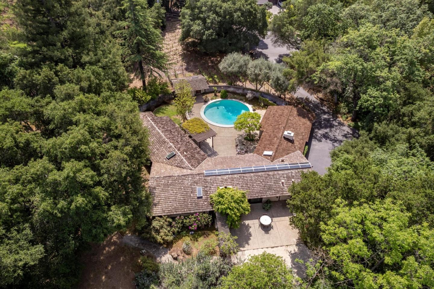 Detail Gallery Image 44 of 48 For 14176 Quail Acres, Saratoga,  CA 95070 - 4 Beds | 3 Baths